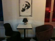 Маленький столик на втором этаже - Арт-кафе Freud House - Киев