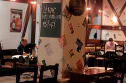 Ресторан-паб Чарка, Кухлів і Гачек - Дніпровська набережна, 33 - Київ